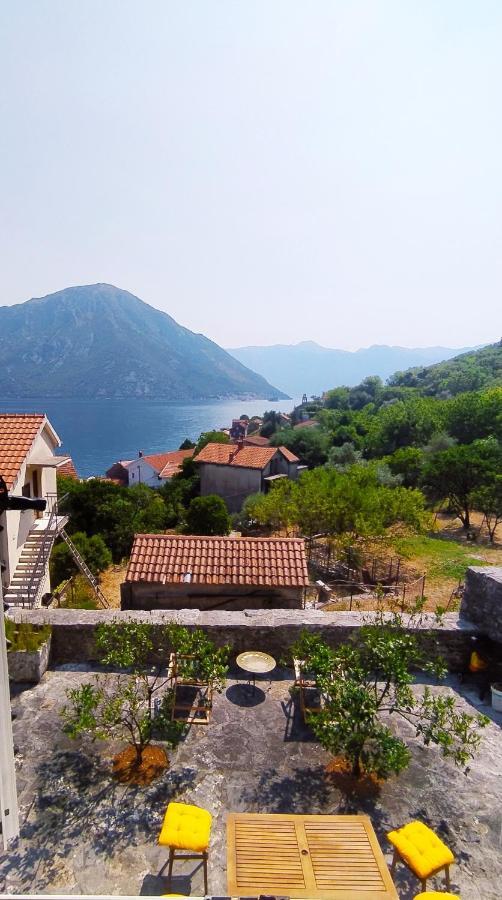 Guest House Maza Kotor Extérieur photo