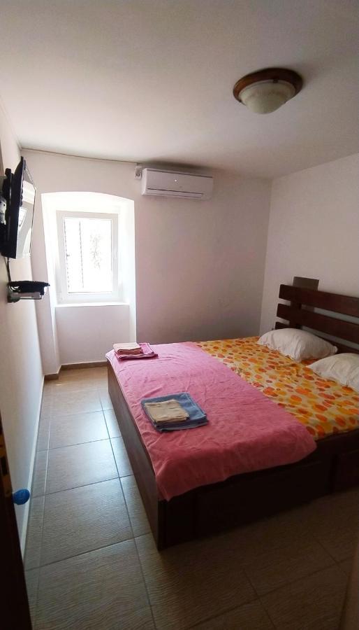 Guest House Maza Kotor Extérieur photo