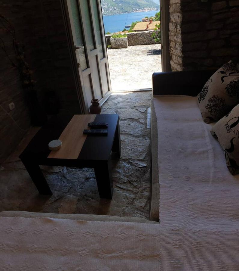 Guest House Maza Kotor Extérieur photo