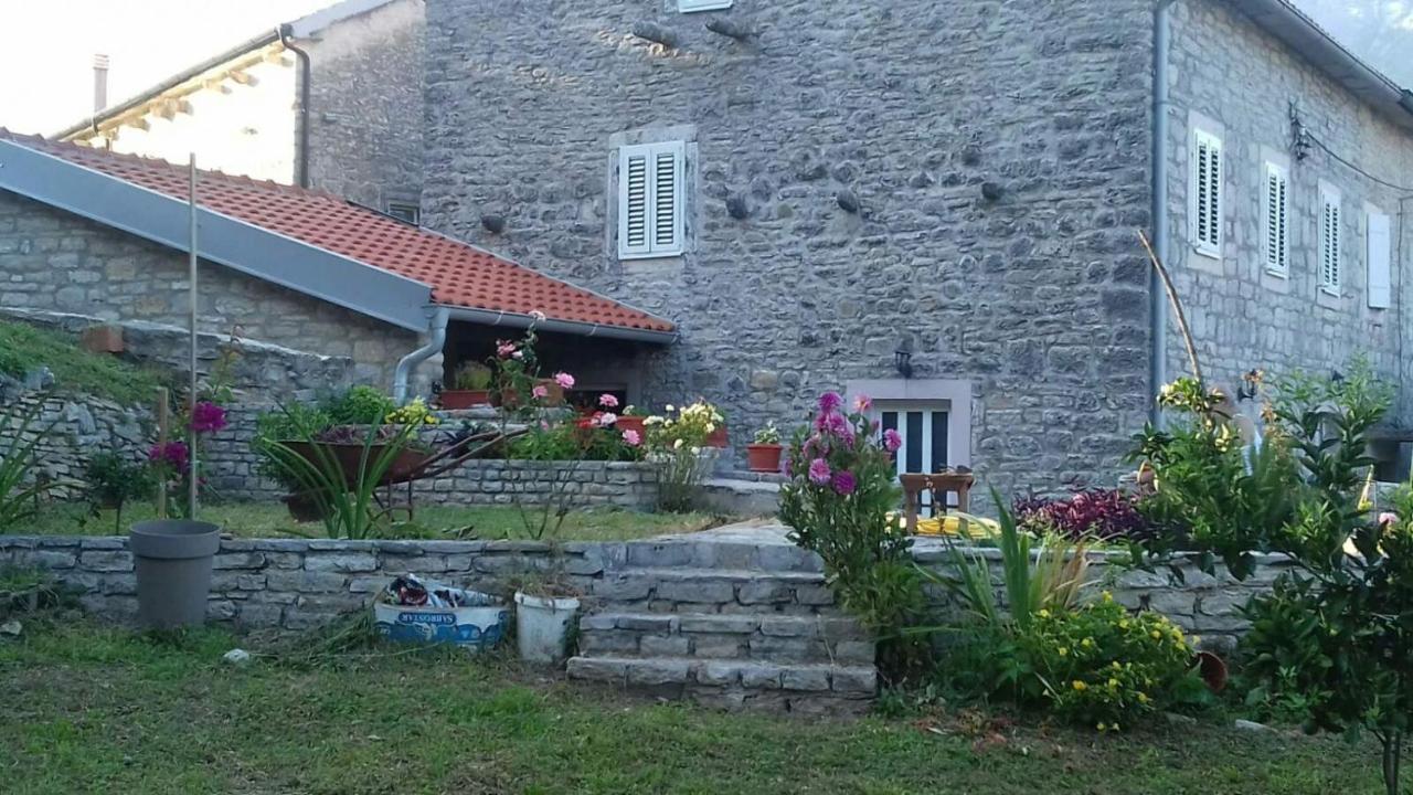 Guest House Maza Kotor Extérieur photo