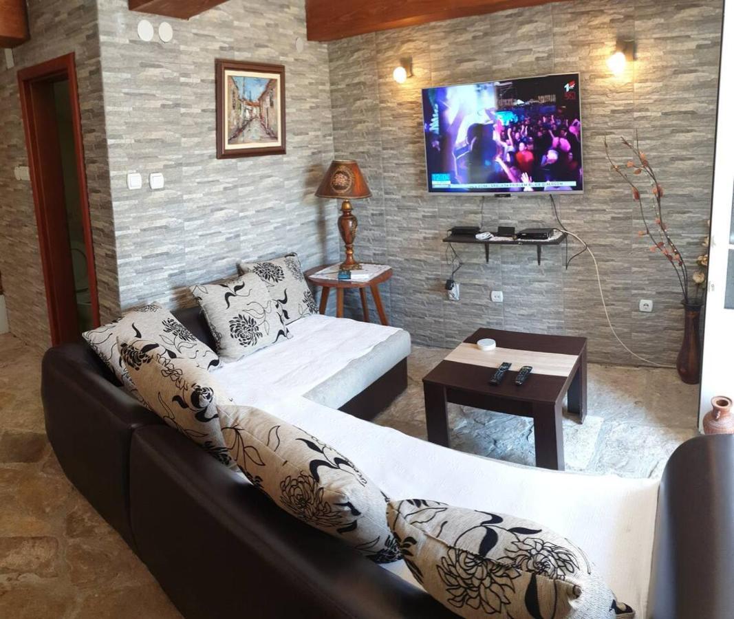 Guest House Maza Kotor Extérieur photo