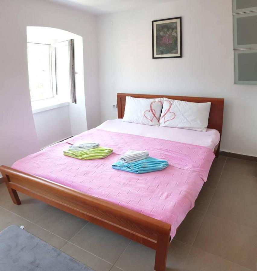 Guest House Maza Kotor Extérieur photo